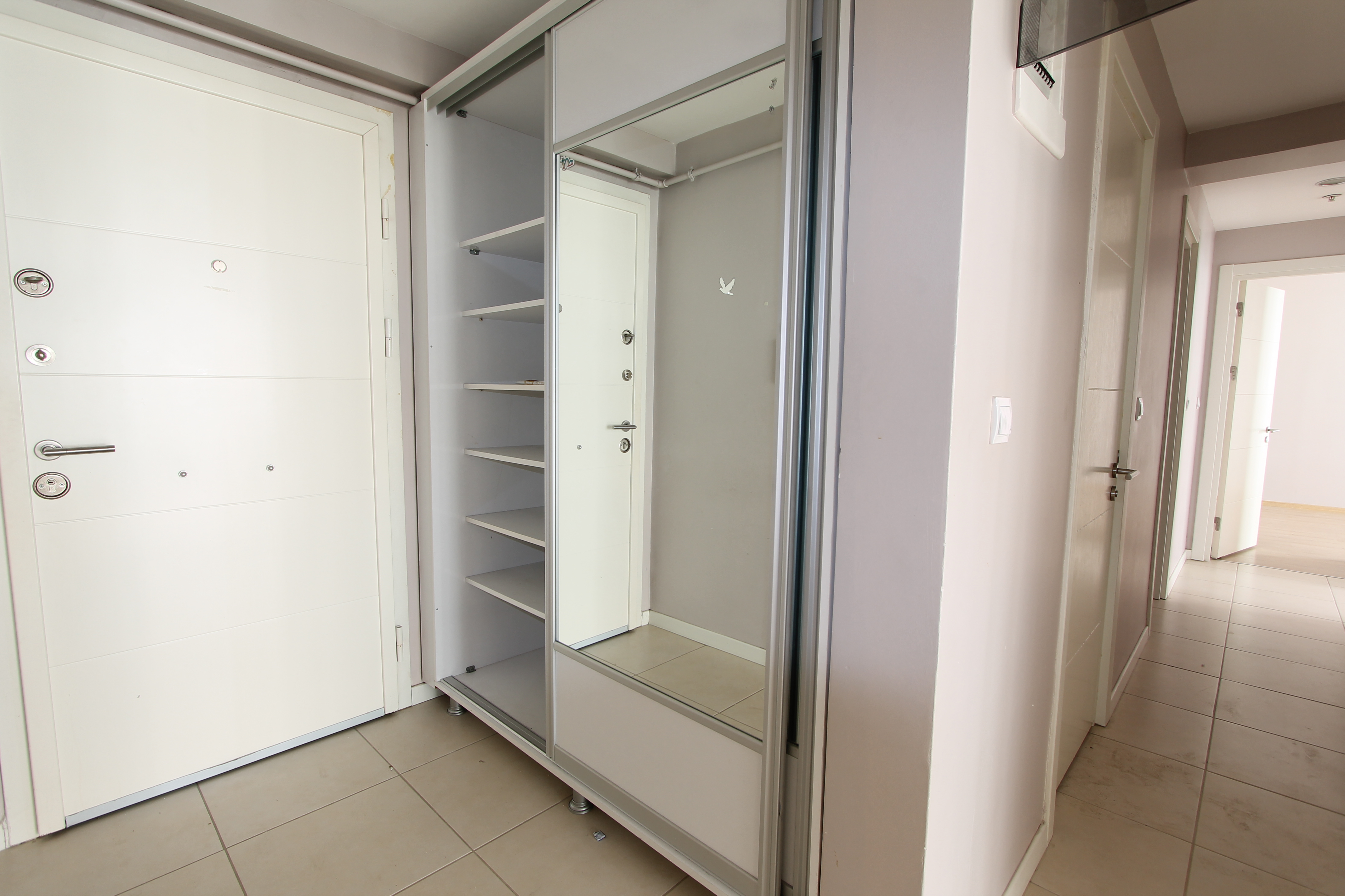 UKRA HANE PLUS'TA SATILIK 2+1 ARA KAT DAİRE